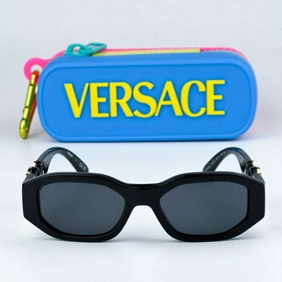 NEW Versace KIDS VK4429U GB1/87 Black Dark Grey Gold Rectangle Kids Sunglasses - Picture 2 of 12